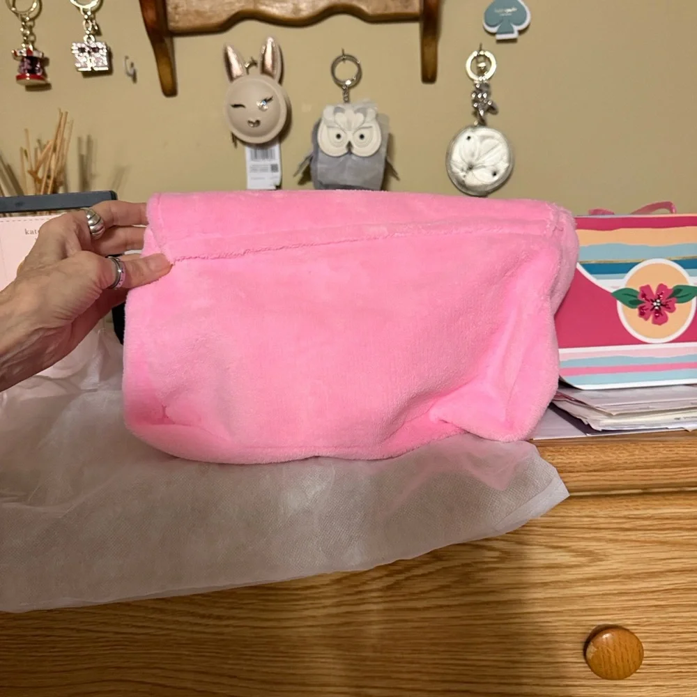 Chanel Precision VIP Promotion Crossbody Fuzzy Pink Bag - Picture 4 of 7